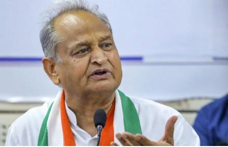 भाजपा ने ट्रंप के ‘मध्यस्थता’ दावे पर जनता की प्रतिक्रिया से घबराकर ‘तिरंगा यात्रा’ निकाली: अशोक गहलोत